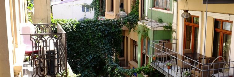 Lain-lain Chambers Of The Boheme - Hostel