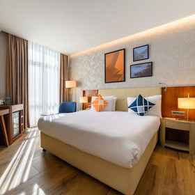 Primary image1伊斯坦堡塔克西姆廣場喜來登福朋靈活飯店,SDA Church Yedinci Gün Adventist Kilisesi飯店