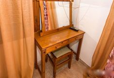 Others 5 Barbara Studios