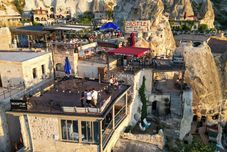 อื่นๆ Castle Cave Hotel