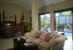 Others 2 Villa Pakem