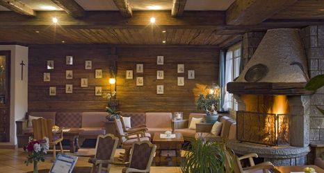 Others 2 Hotel Antika