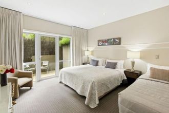 Khác 4 Queenstown House