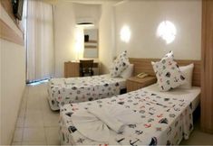 Others 5 Status Hotel