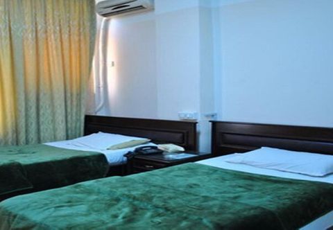 Khác Al-Saleh Hotel