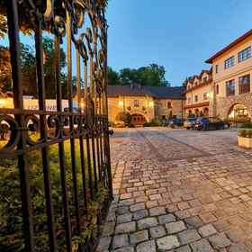 Primary image1舊酒田莊飯店,利马诺瓦县飯店