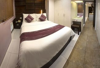 Others 4 ACL Suites