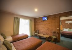 기타 2 Rose Garden Motel