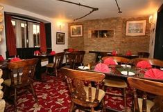 Others 7 The Manor Arms