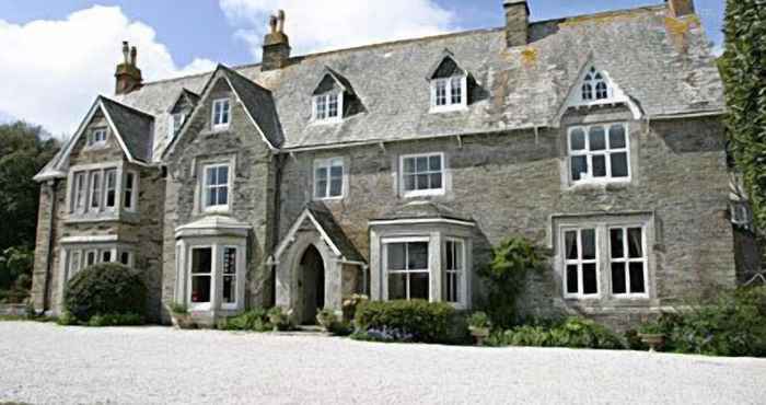 อื่นๆ Molesworth Manor