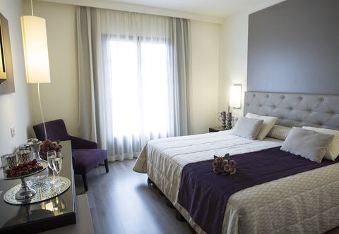 Others Complejo Paris