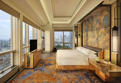 Others Keraton at The Plaza, The Unbound Collection by Hyatt