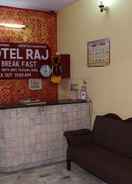 Reception Hotel Raj Bed & Breakfast