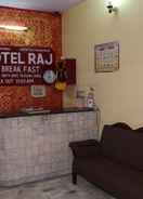 Reception Hotel Raj Bed & Breakfast