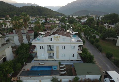 อื่นๆ Kara Family Apart