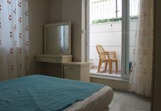 อื่นๆ 5 Kara Family Apart