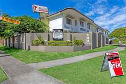Redcliffe Motor Inn, USD 156.53