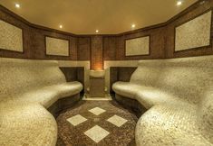 Others 6 Grand Royale Apartment Complex & Spa