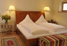 기타 4 Gut Moierhof