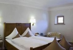 기타 5 Gut Moierhof