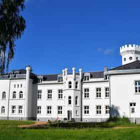 Primary image 1 シュロス ホーエンドルフ, グストウ ホテル