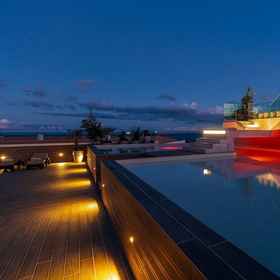 Primary image 1 Three House Hotel, Funchal Hotels