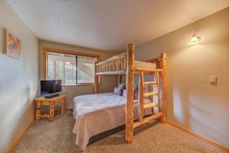 Others 4 Vine Maple Lane 30