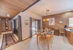 Others 7 Meadow House #70 by Village Properties at Sunriver