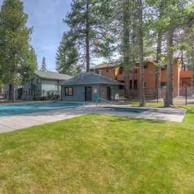 Imej utama 1 Powder Village Condo 8-B by Village Properties at Sunriver, Hotel Deschutes County