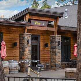 Primary image 1 Awbrey Lane #7 by Village Properties at Sunriver, Khách sạn Big Leaf Lane 6