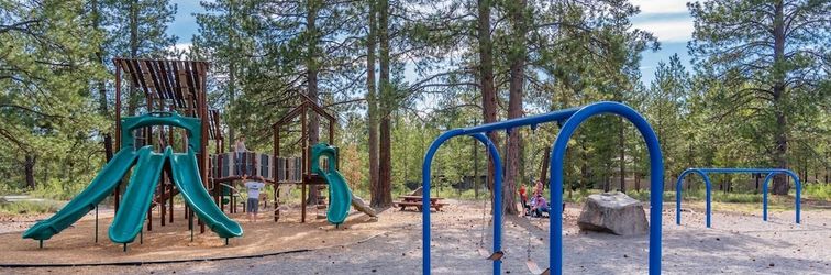 Others Muskrat Lane 12