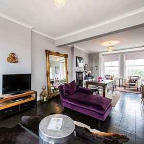 Primary image 1 Bright, Stylish 3bed Flat in West Hampstead, West Hampstead Hotels