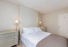 Others 5 Delightful 2-bed Home, Fulham