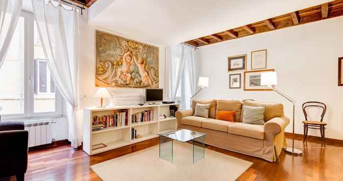 Others Historical Apartment near Spanish Steps