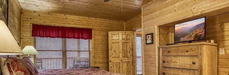 อื่นๆ Whispering Creek #302