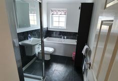 Others 6 Beautiful Cottage in Stornoway