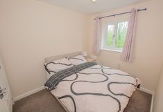 Others 5 Modern 4 Bedroom Detached House in Cardiff