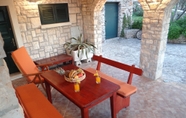 Lain-lain 4 Stone House San Pelegrin