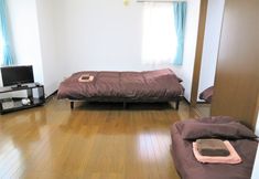 Others 3 PEOPLE NoIII 311