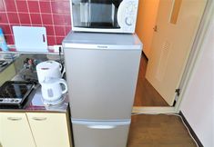 Others 6 PEOPLE NoIII 311