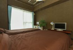 Lainnya 4 PEOPLE NoIII 601