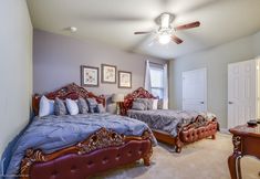 Lain-lain 4 9 Bed Villa with Game Room, Pool & Spa