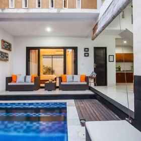 Primary image 1 SMV - 2 ビープール - ジュプン ベッドR プライベート プール ウォーク トゥ ビーチ アンド ショップス レギャン, Joni Restaurant ホテル