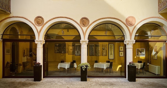 Khác Locanda Torriani