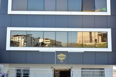 Others Best Suit Otel