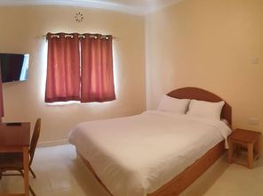 Others 4 Oakridge Gardens