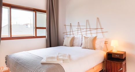 Others 2 Bolha1 · Bright Apartment in a Traditional Area of Porto