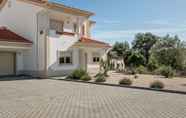 Others 7 Wonderful Villa in Ferreira do Zezere With Private Pool
