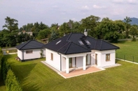 Khác Spacious Villa in Cisownica With Terrace