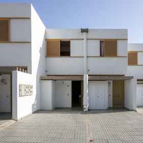 Primary image 1 บ้านพักวันหยุดที่เงียบสงบในมาสปาโลมาสพร้อมสระว่ายน้ำ, โรงแรม & ที่พัก San Bartolome de Tirajana